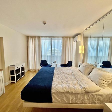 Batumi Orbi City Apartment On 41Th Floor Exteriör bild